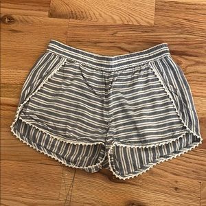Madewell navy blue and cream shorts
